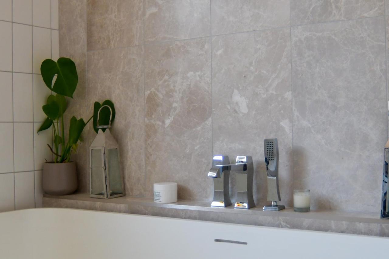 Luxury Croft Templepatrick Near Airport Rabbit And Hilton Hotel 외부 사진